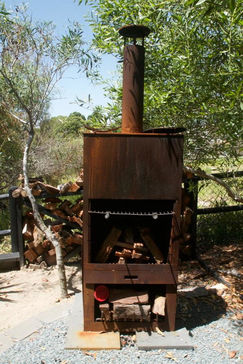 Casuarina Beachfront House - Hostie Properties - Accommodation VIC 12