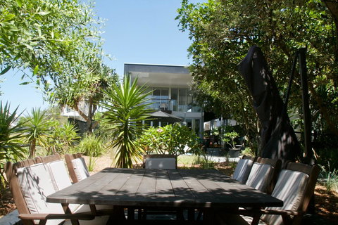 Casuarina Beachfront House - Hostie Properties - Accommodation VIC 14