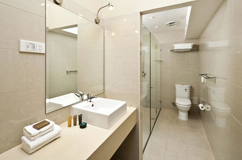 Best Western Plus Hotel Stellar - Accommodation VIC 2