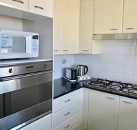 Castle Serviced Apartments - Accommodation VIC