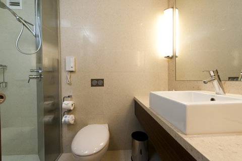 Hilton Sydney - Accommodation VIC 35