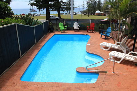 Beach House Holiday Apartments - Accommodation VIC 4