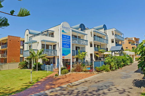 Beach House Holiday Apartments - Accommodation VIC 13