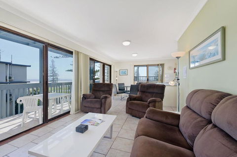 Beach House Holiday Apartments - Accommodation VIC 22