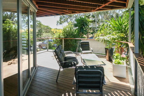 Valla's Beach House - Accommodation VIC 14