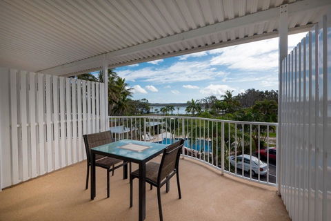Cabarita Lake Apartments - Accommodation VIC 4