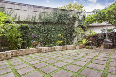 Sydney Harbour Bed And Breakfast - Accommodation VIC 43