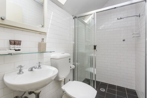 Sydney Harbour Bed And Breakfast - Accommodation VIC 35
