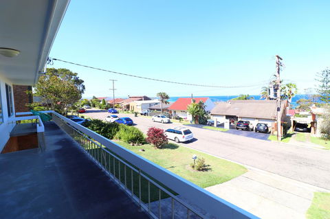 Coastal Horizons Beach House - Accommodation VIC 9