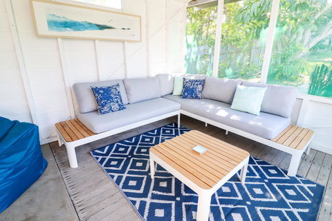 Coastal Horizons Beach House - Accommodation VIC 2