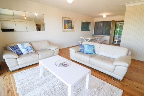 Coastal Horizons Beach House - Accommodation VIC 0