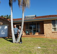Twin Palms Holiday House at Lighthouse - Accommodation VIC