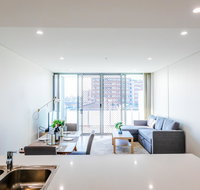 Near train station new 2 BR apt/free parking - Accommodation VIC