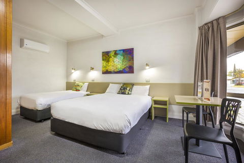 Boomerang Hotel - Accommodation VIC 11