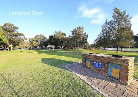 Sydney Apartment Close To Airport & CBD - Accommodation VIC 28