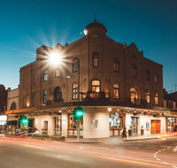 Crown Hotel Surry Hills - Accommodation VIC