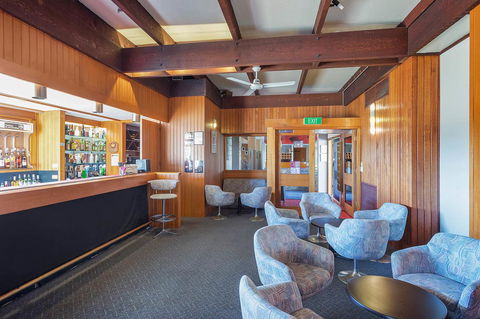 Black Dolphin Resort Motel & Apartments - Accommodation VIC 39