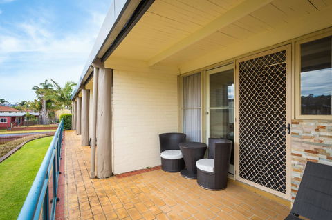 Black Dolphin Resort Motel & Apartments - Accommodation VIC 8