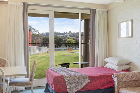 Black Dolphin Resort Motel & Apartments - Accommodation VIC 15