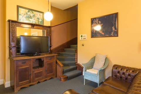 Australian Heritage Hotel - Accommodation VIC 6