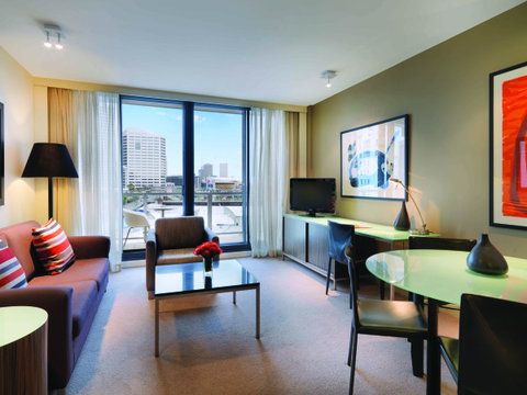 Adina Apartment Hotel Sydney, Darling Harbour - Accommodation VIC 7