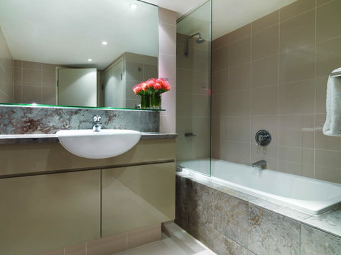 Adina Apartment Hotel Sydney, Darling Harbour - Accommodation VIC 5