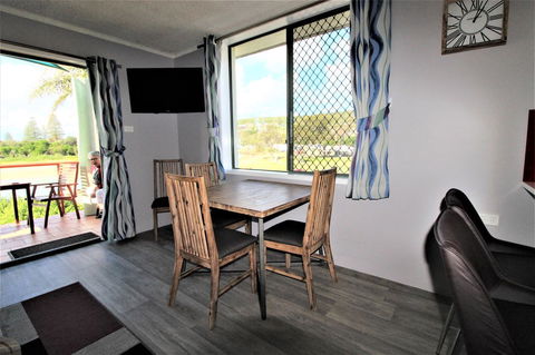 Beachfront 3, 25 Willow Street - Accommodation VIC 3