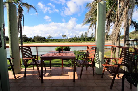 Beachfront 3, 25 Willow Street - Accommodation VIC 4