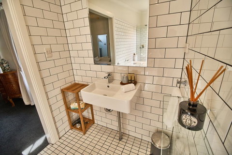 The Bronte Boutique Hotel - Accommodation VIC 21
