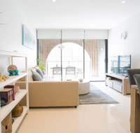 Newly settled three bedrooms apartment in CBD - Accommodation VIC