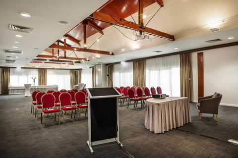 Mercure Darwin Airport Resort - Accommodation VIC 38