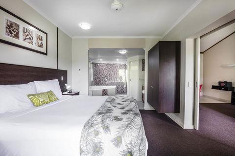 Mercure Darwin Airport Resort - Accommodation VIC 14