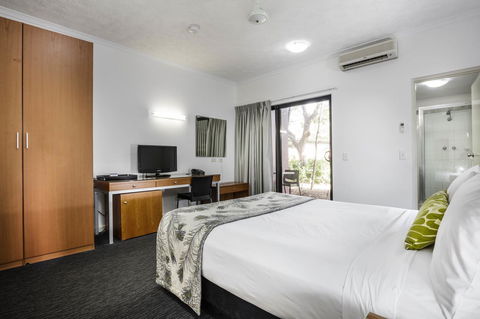 Mercure Darwin Airport Resort - Accommodation VIC 26