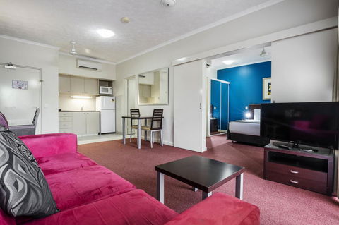 Mercure Darwin Airport Resort - Accommodation VIC 33