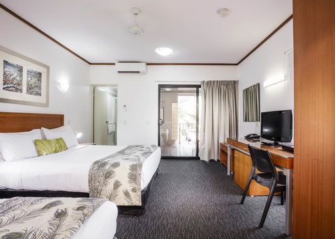 Mercure Darwin Airport Resort - Accommodation VIC 16