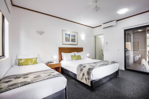 Mercure Darwin Airport Resort - Accommodation VIC 23