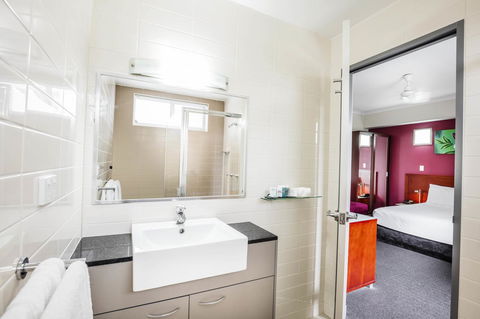 Novotel Darwin Airport - Accommodation VIC 10