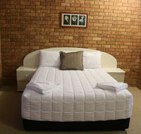 Golden Sands Motor Inn - Accommodation VIC