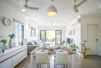 ZEN QUARTERS - The NOMADS PAD Near Nightcliff Markets  Sunset Foreshore