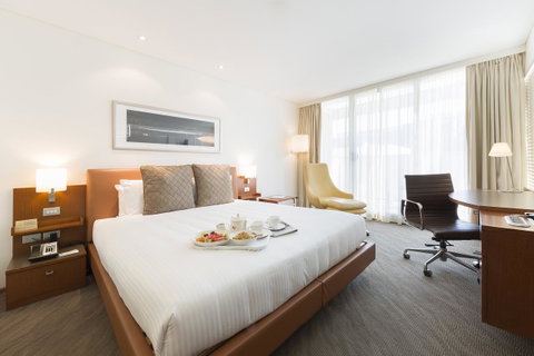 Novotel Canberra - Accommodation VIC 7