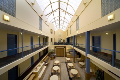 Madison Capital Executive Apartments - Accommodation VIC 2
