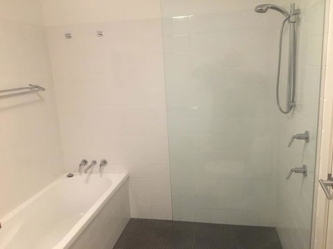 Lennox Holiday Apartments - Accommodation VIC 29