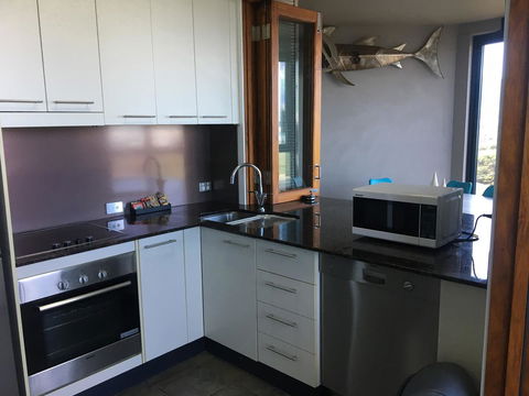 Lennox Holiday Apartments - Accommodation VIC 12
