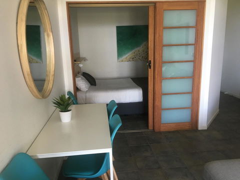 Lennox Holiday Apartments - Accommodation VIC 14