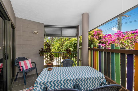 BOUTIQUE APARTMENTS BEACH LOCATION - Accommodation VIC 3