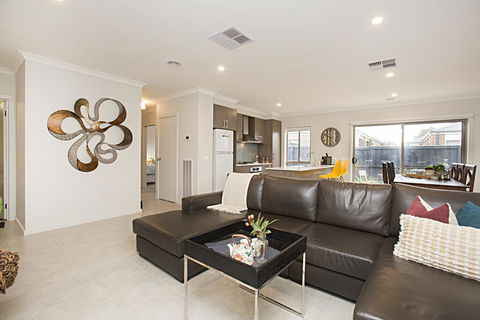 BOUTIQUE STAYS - Carinya - Accommodation VIC 1