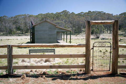 Brackens Hut - Accommodation VIC 2