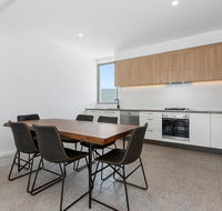 BRAND NEW OCEAN AVENUE TOWNHOUSE - Accommodation VIC
