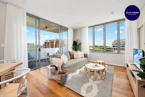 BRAND NEW- Premium Bondi Beach Escape - Accommodation VIC 2