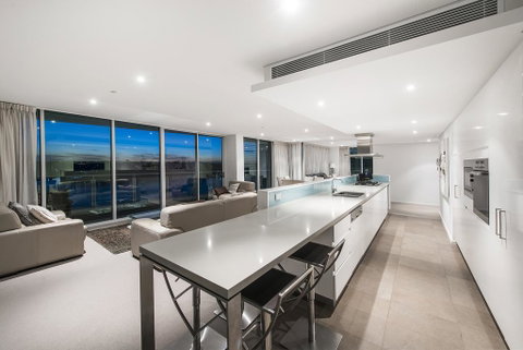 Bridgepoint 1005 - Accommodation VIC 3
